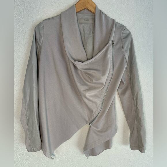 BlankNYC Grey Faux Leather Moto Diagonal Zip Jacket Y2K Minimalist Neutral Boss - Picture 2 of 9